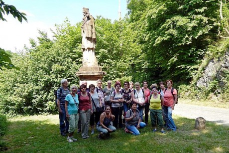 U sochy Jana Nepomuckého