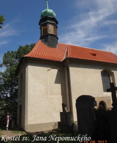 Tetín - kostel sv. Jana Nepomuckého