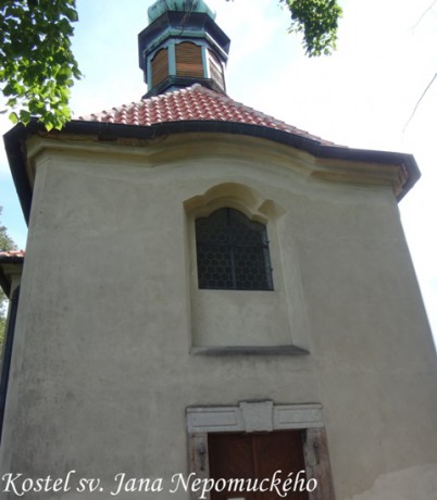 Tetín -kostel sv. Jana Nepomuckého 2